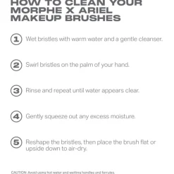 A24 Signature Foundation Brush M X ARIEL