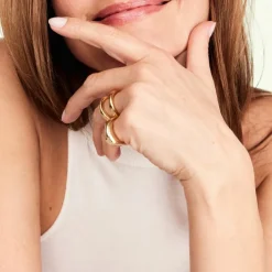 De donkere vlekken corrigerende handcrème