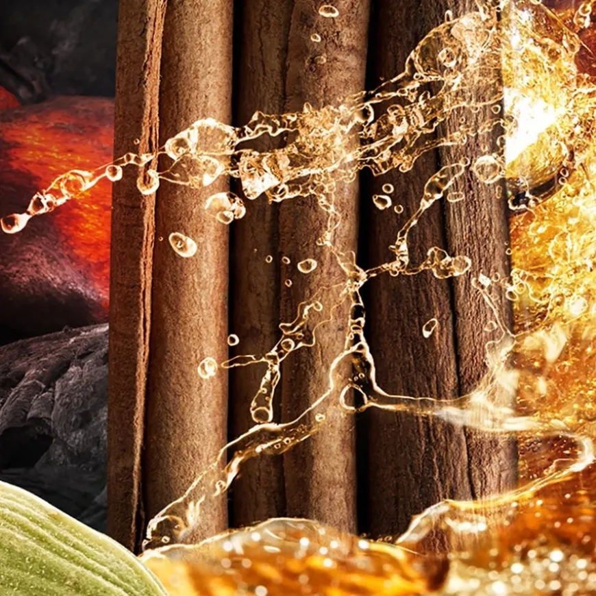 Eau de Parfum Spray, In Black