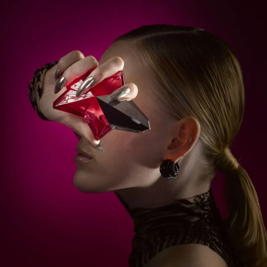 Eau de Parfum Spray Refillable, Nova