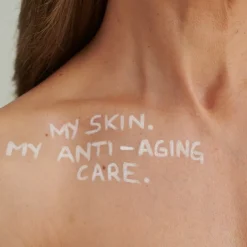 HYDRATEREND SERUM, - voor huid die regeneratie nodig heeft