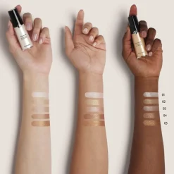 Luminous Silk Acqua Highlighter