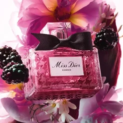 Miss Dior Essence, Essence de Parfum - Sappige, Florale & Houtachtige Noten
