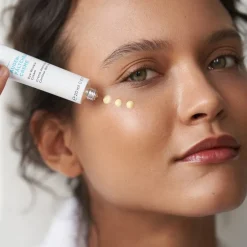 Oogrimpeltjes crème