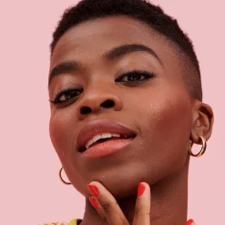 Rode kristal, Aardbeiroze