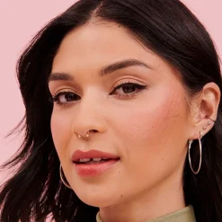 Rode kristal, Aardbeiroze