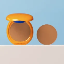 Tanning Compact Foundation SPF 10