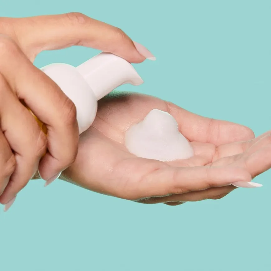 Tight 'n Toned - Poriënverfijnende schuimtoner met AHA+PHA