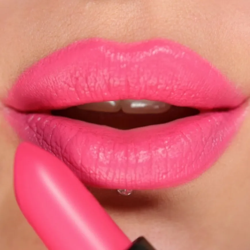 Vogue Matte Lipstick
