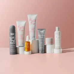 Wheatherproof Hold Frizz Free Hairspray