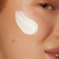 ZONNENCRÈME SPF30, - voor de zongevoelige huid